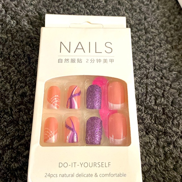 Manicure in minutes! Do it yourself Press on nails! - Picture 5 of 5